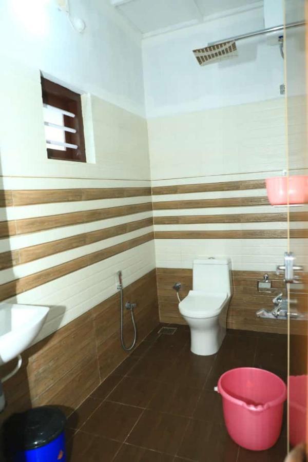 Mundrothuruth The Munroe Vibes Inn מראה חיצוני תמונה