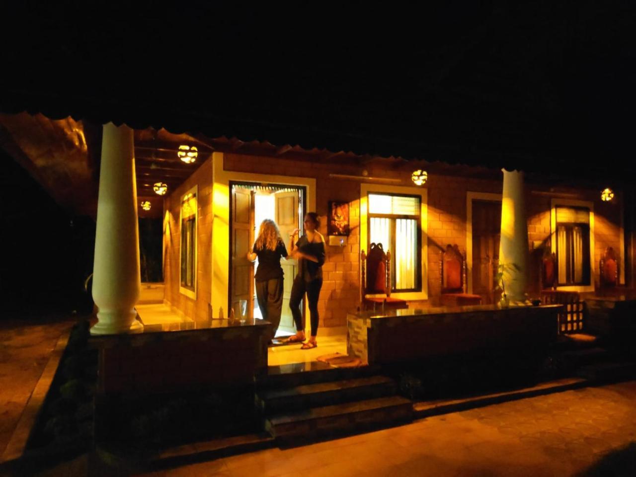 Mundrothuruth The Munroe Vibes Inn מראה חיצוני תמונה