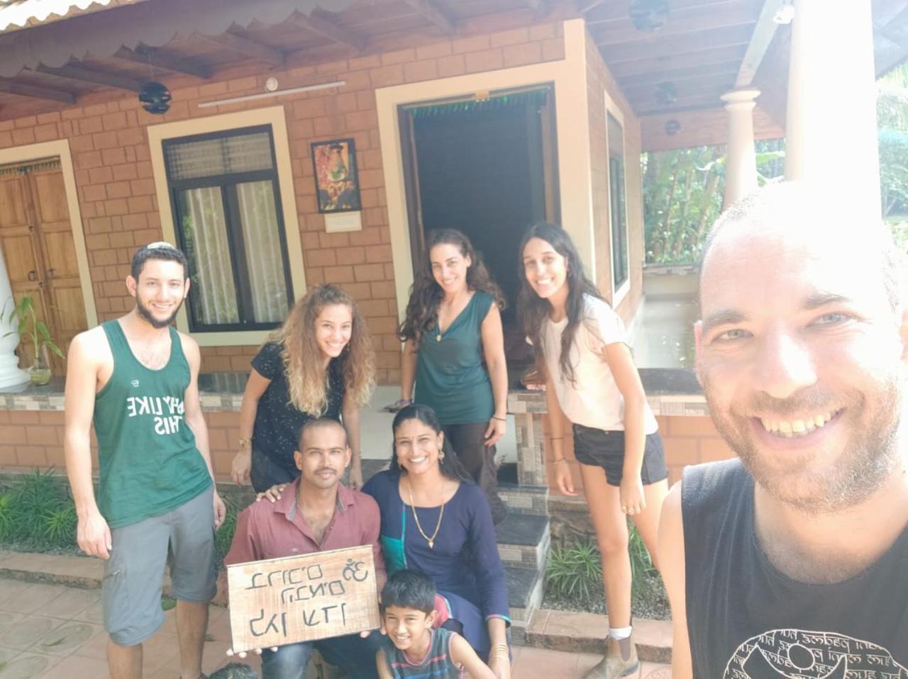 Mundrothuruth The Munroe Vibes Inn מראה חיצוני תמונה